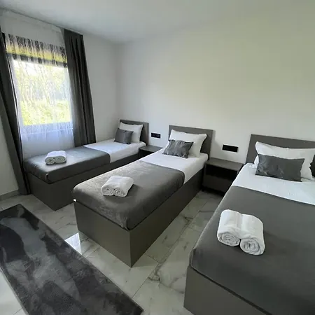 Nejra Villa